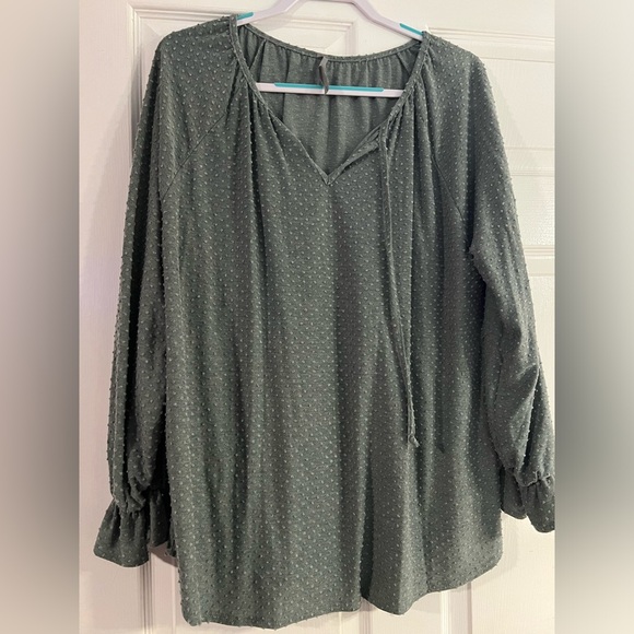 Long sleeve shirt - Picture 1 of 3